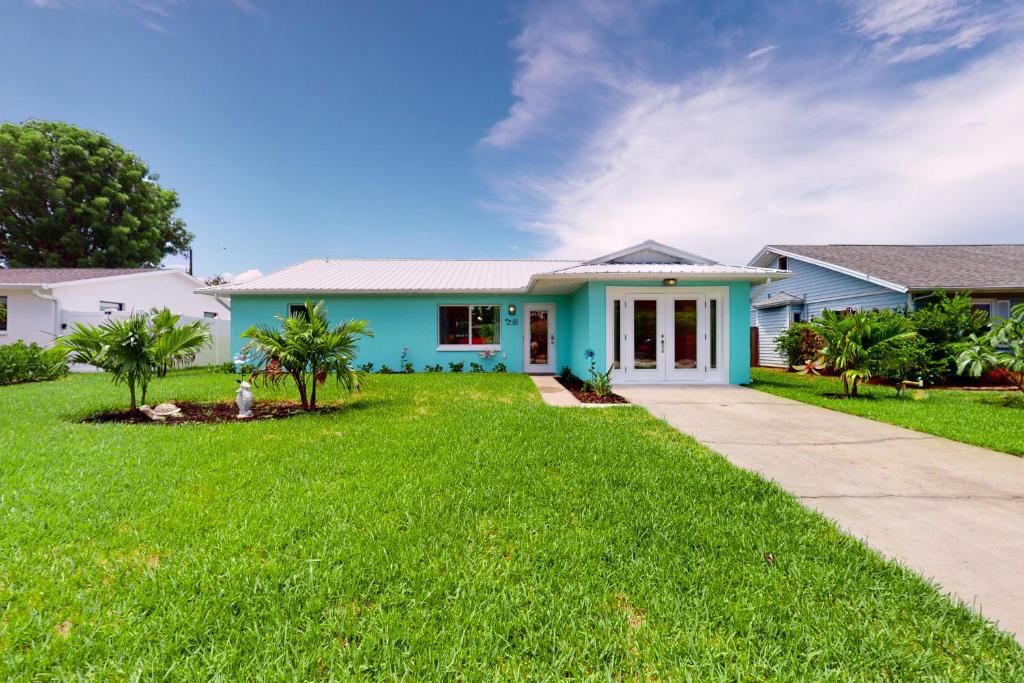 Resort Pass Fort Myers: Unlock Tropical Bliss!