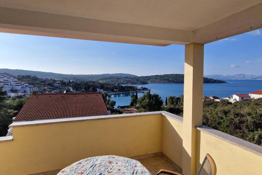 Apartments Belvedere A4, Nečujam (aktualisierte Preise für 2024)