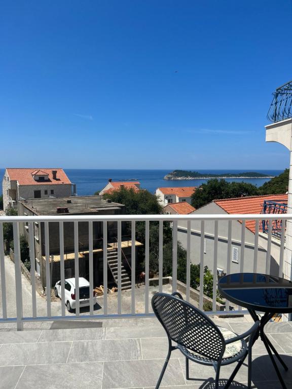 Lovely apartment, Cavtat (updated prices 2024)