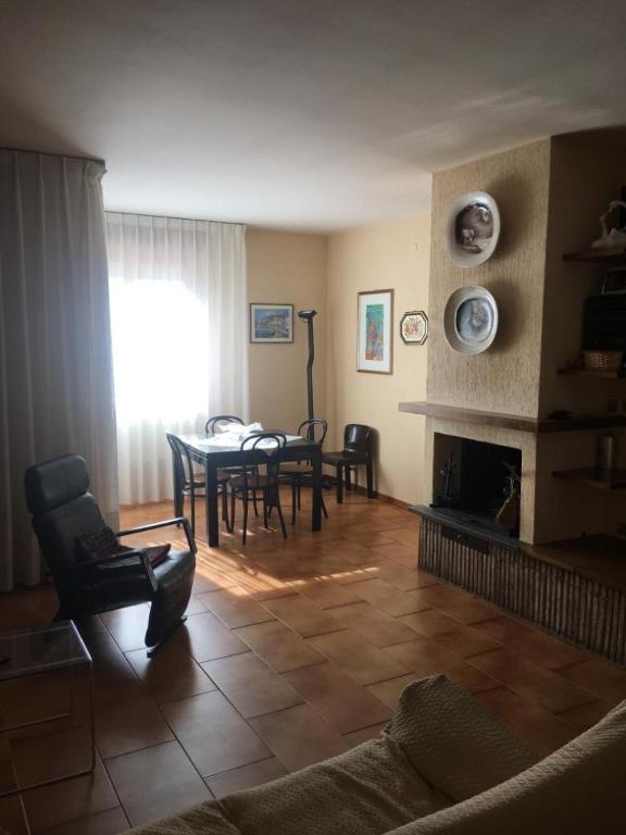 Viale Ancona by Ospitaci - Housity