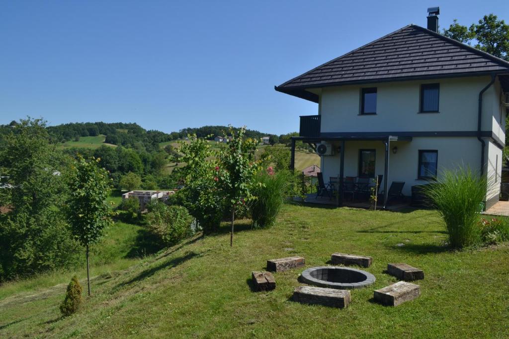 Zahrada ubytování House Na Starom Kućištu