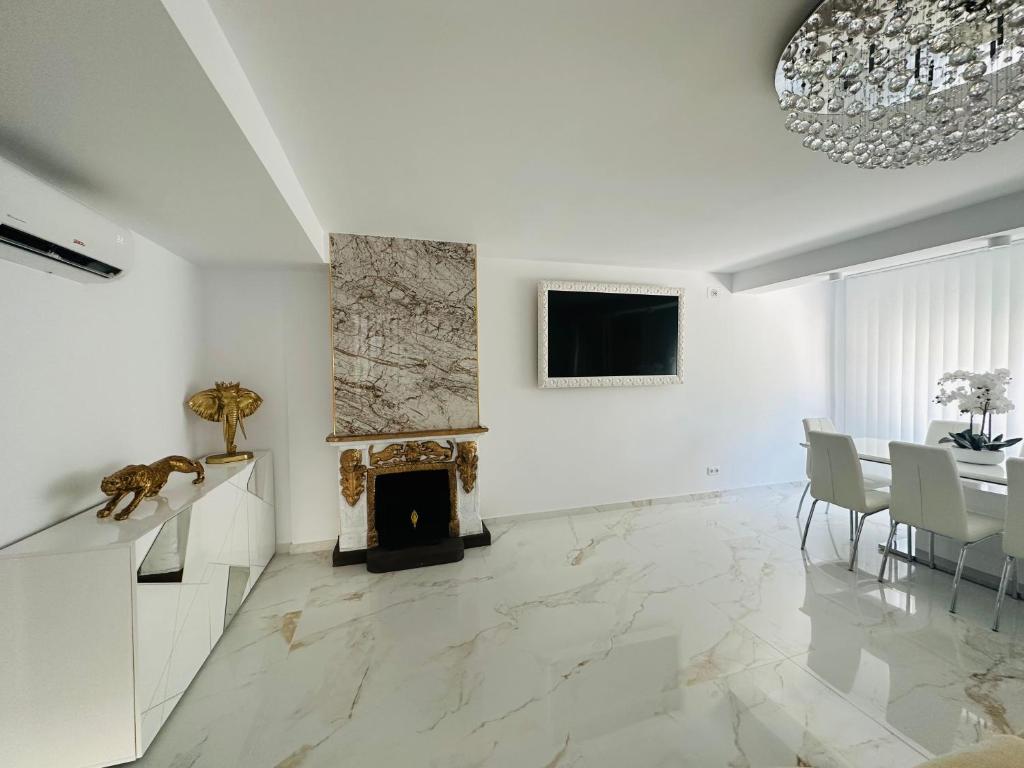 Casas y chalets Luxury Private New 2023 Villa Mirelle en Torrevieja, Comunidad Valenciana