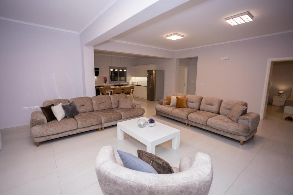 VILLA LEVANDA KSAMIL - Image 5