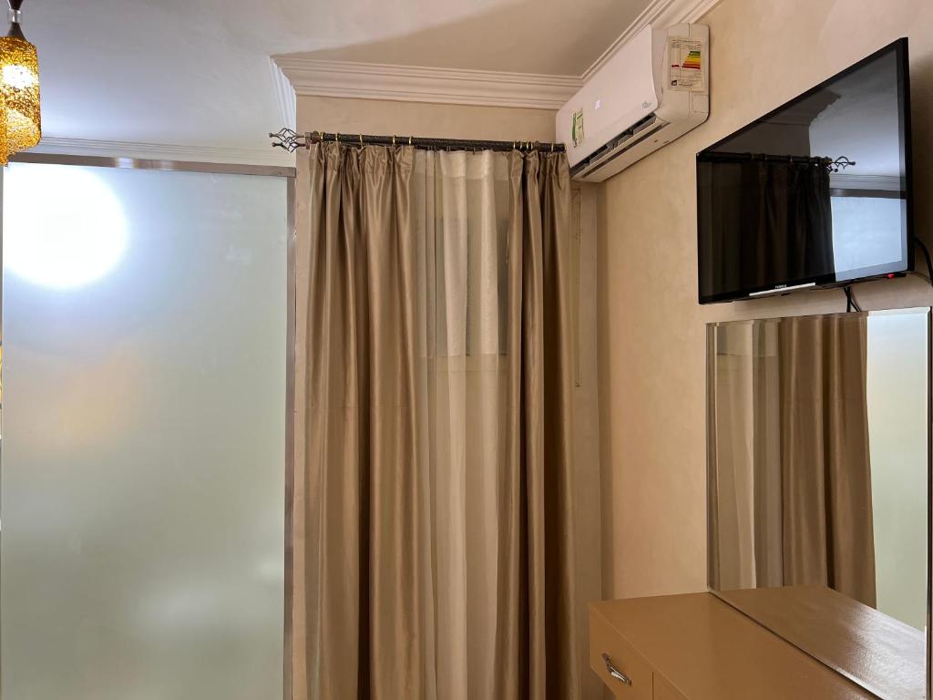 Pyramids Desert Gate Hotel - 私人浴室的家庭房