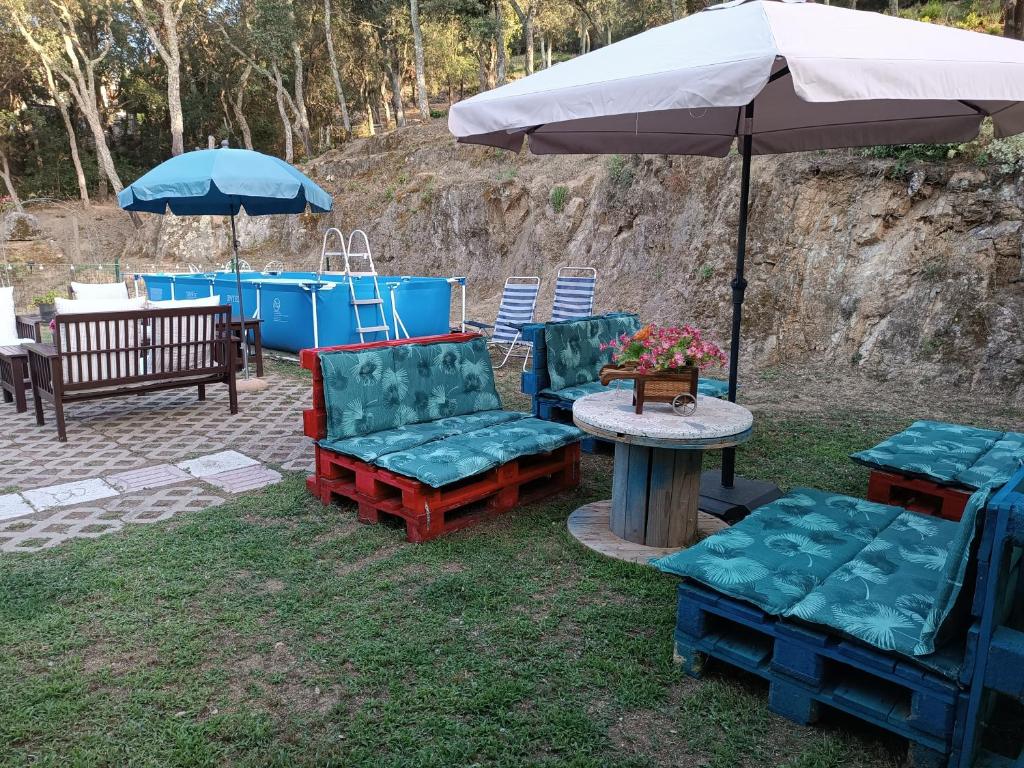 Chalet en entorno Natural de la Costa Brava - Three-Bedroom House