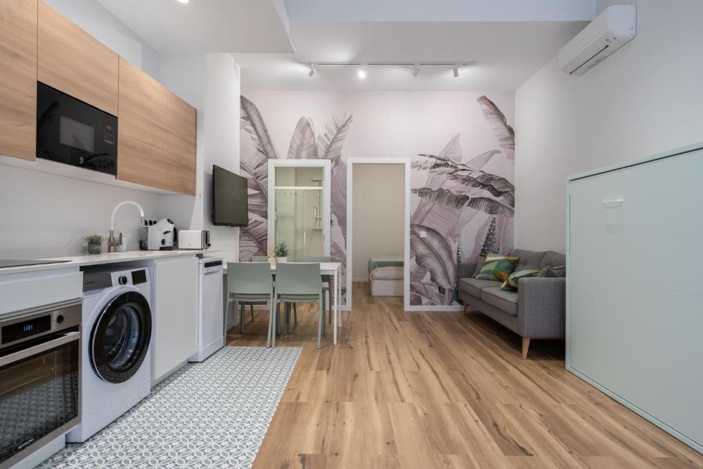 Marina Beach Apartments - 1