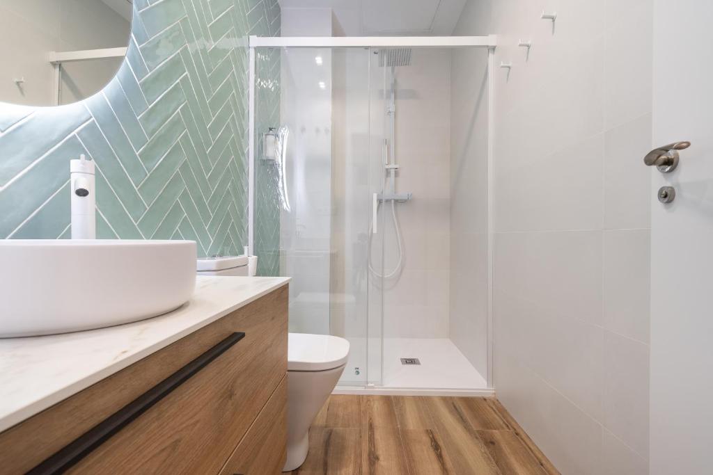 Marina Beach Apartments - 15