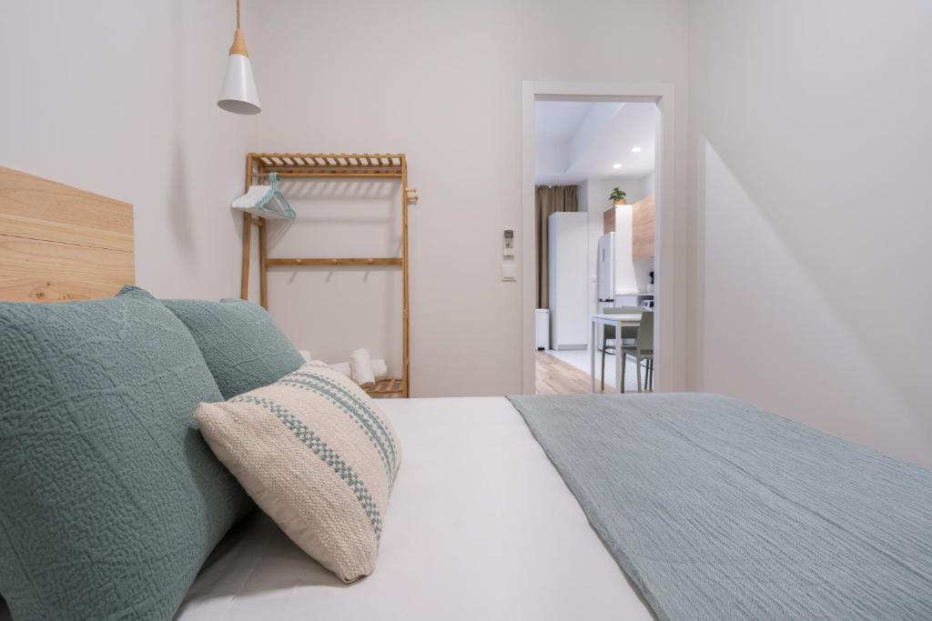 Marina Beach Apartments - 16