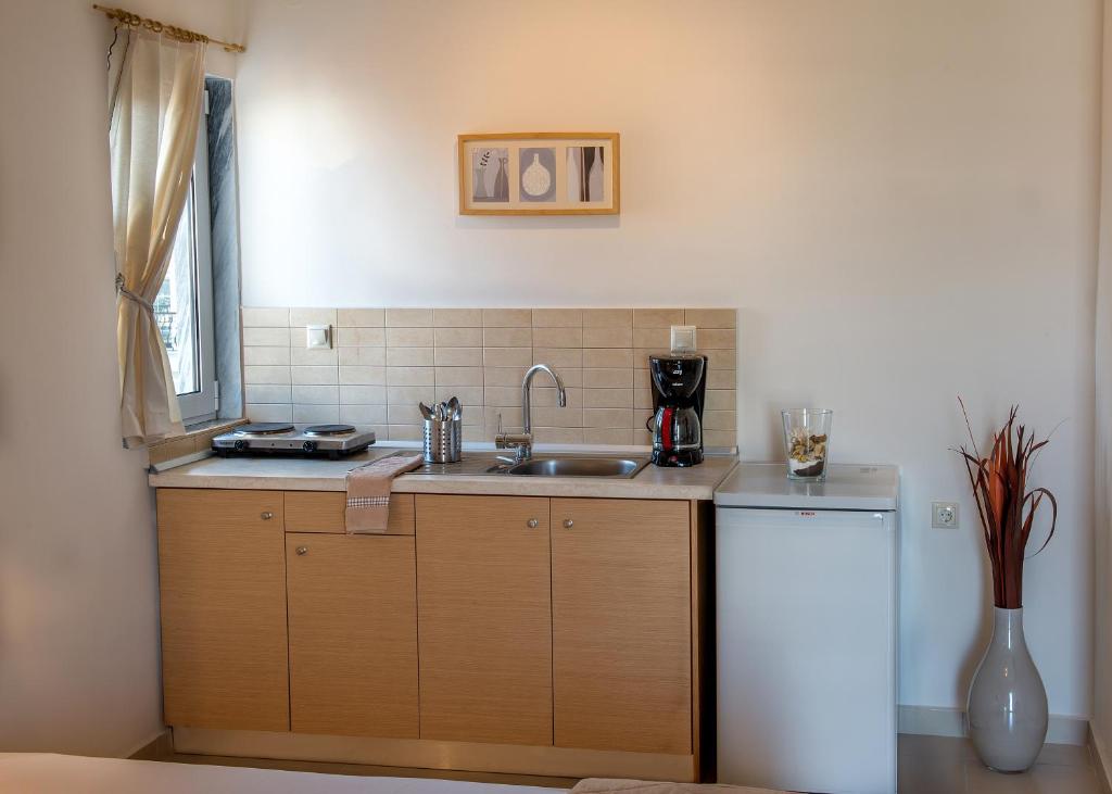 Nepheli Apartments and Studios - 5