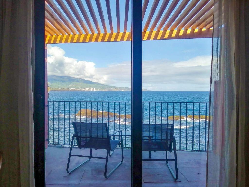 Балкон или терраса в Terreiro Ocean House - Sea View