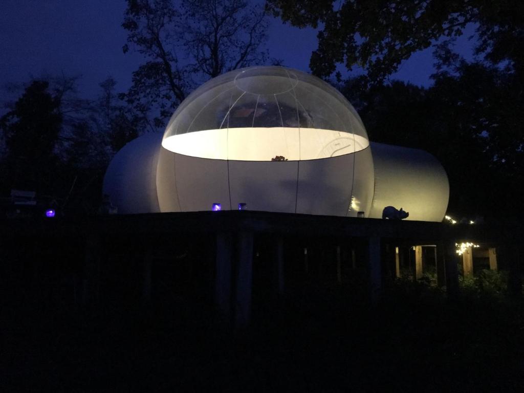 Fotografie z fotogalerie ubytování Sleep in a bubble v destinaci Wanze