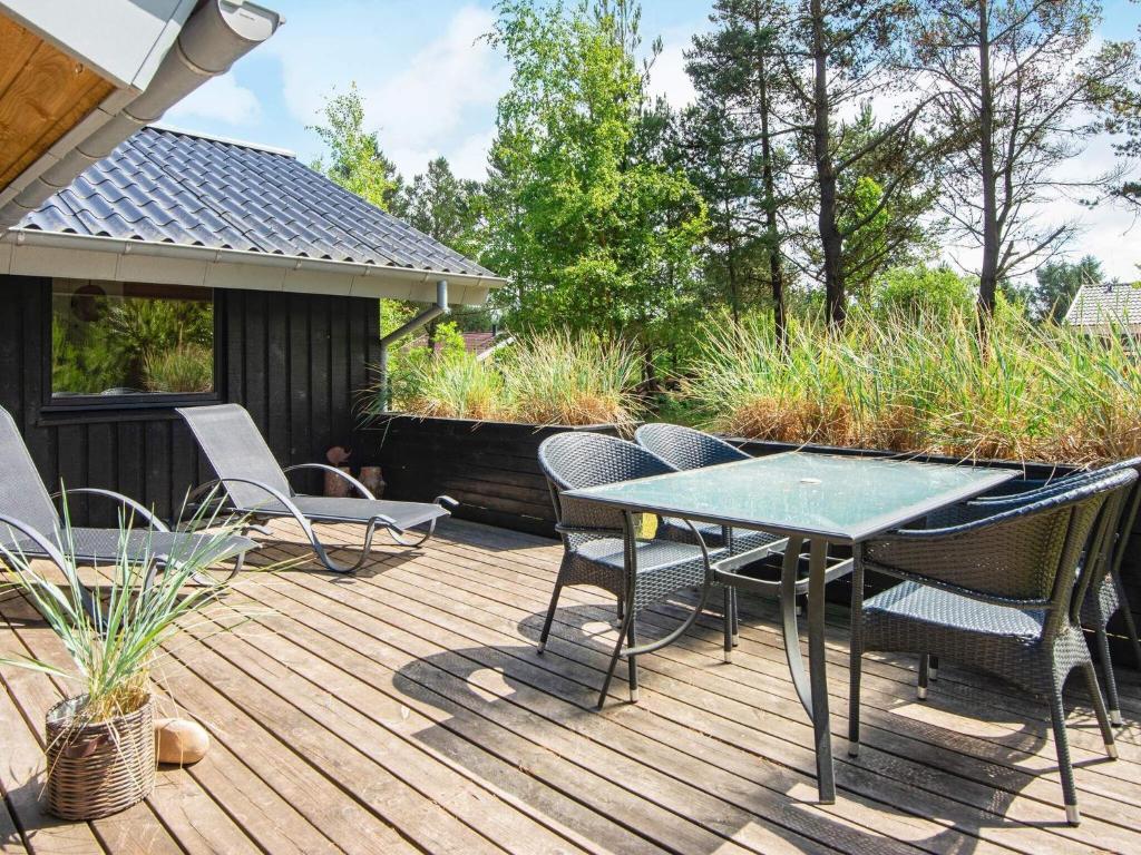 Zahrada ubytování 6 person holiday home in Nørre Nebel-By Traum