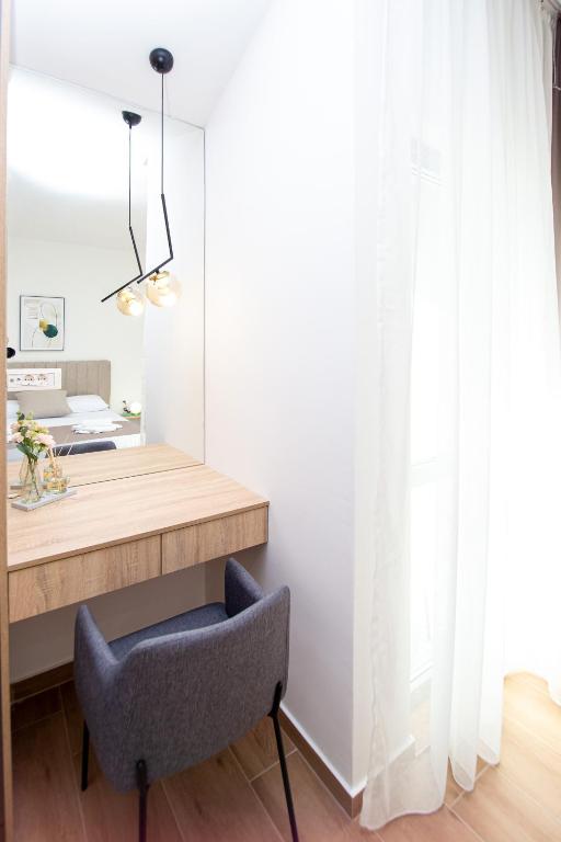 Foto dalla galleria di Apartments Sirena - Modern stay with free parking a Budua