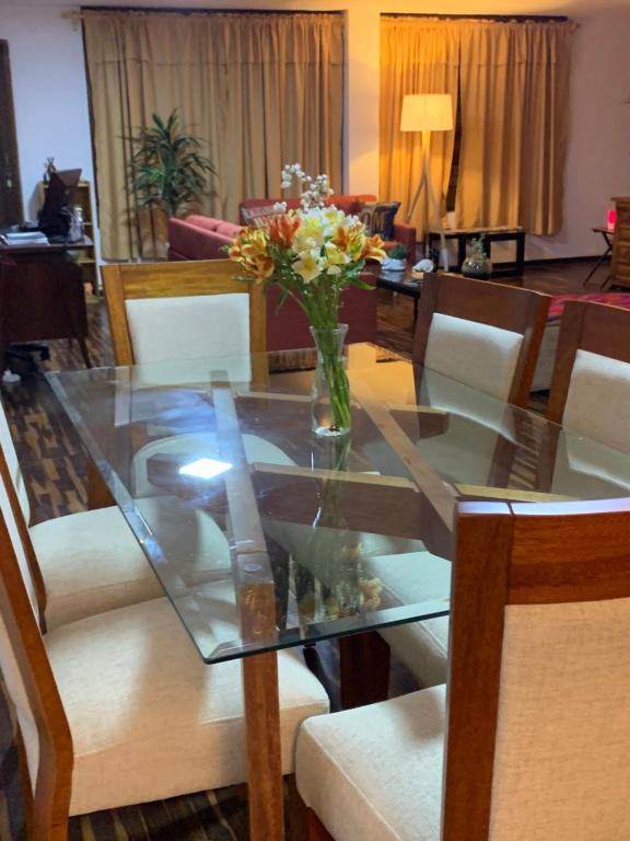 Χώρος καθιστικού στο Harmony Inn Miraflores