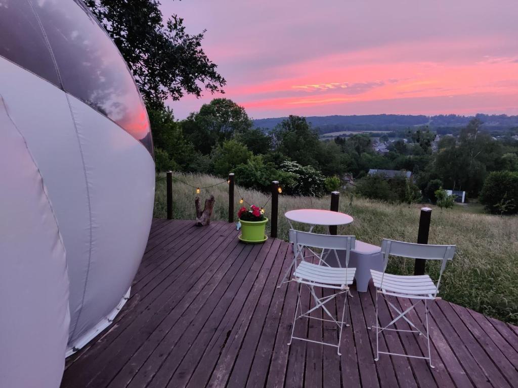 Příroda nedaleko luxury tent
