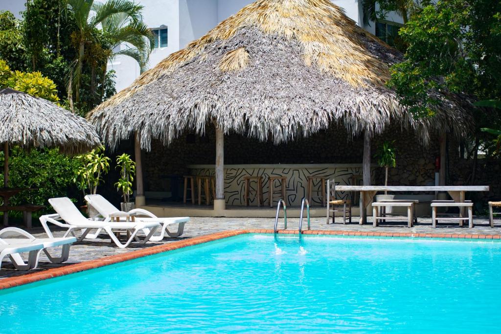 La pileta dentro o cerca de Afreeka Beach Hotel