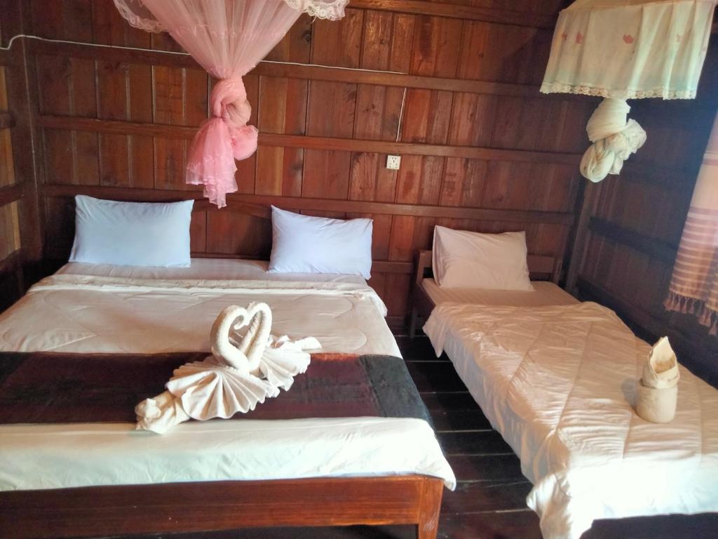 Riverside Bungalow Don Det客房内的一张或多张床位