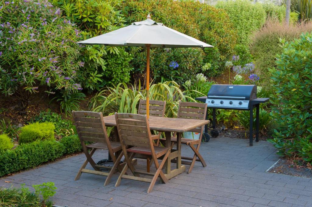 Sails on the Lake - Resim 16