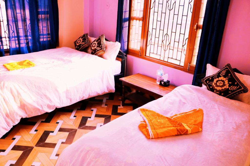 Postel nebo postele na pokoji v ubytování Hotel National Park- A peaceful Family home where you can stay Peace and Enjoy and Organize the wildlife Safari