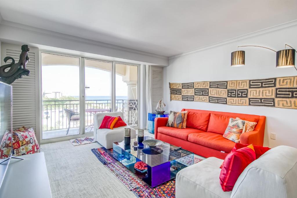 Sofa Dreams Fort Lauderdale Baci Living Room