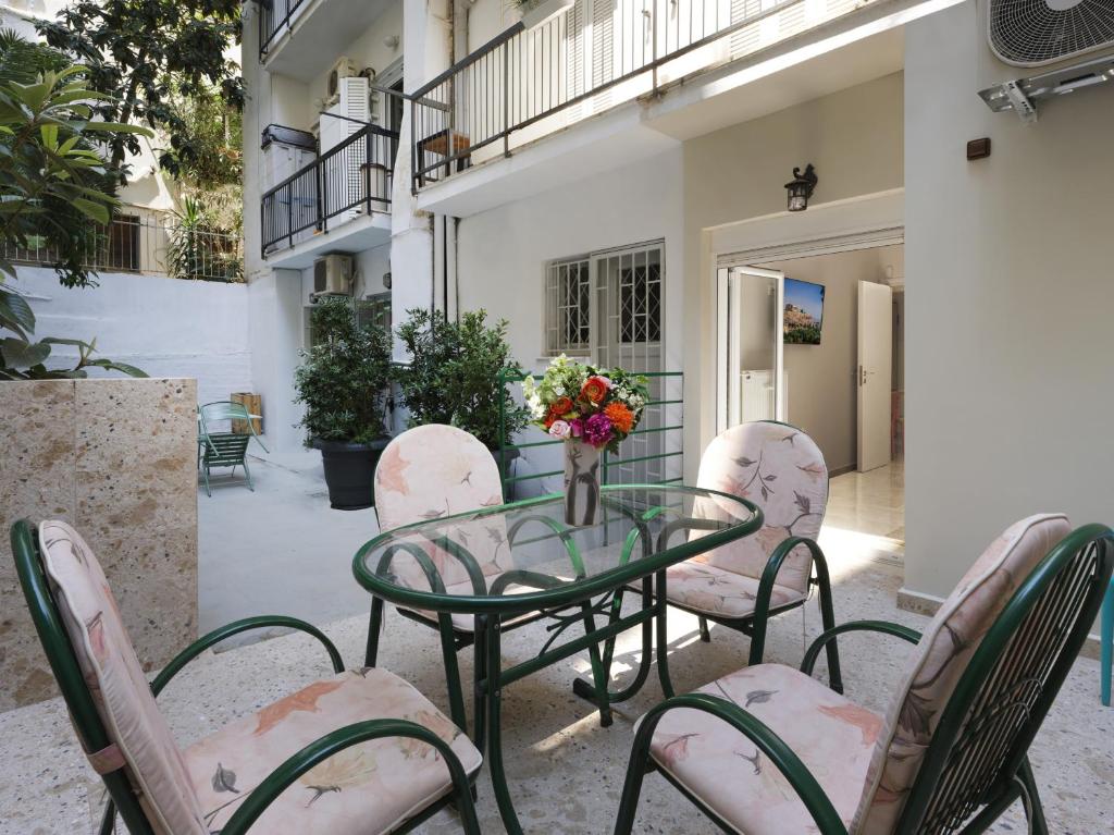 Fully equipped studio in Kolonaki