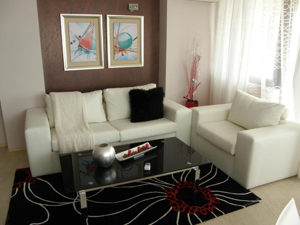 One-Bedroom Apartment (2 Adults + 2 Children) - Free Parking
