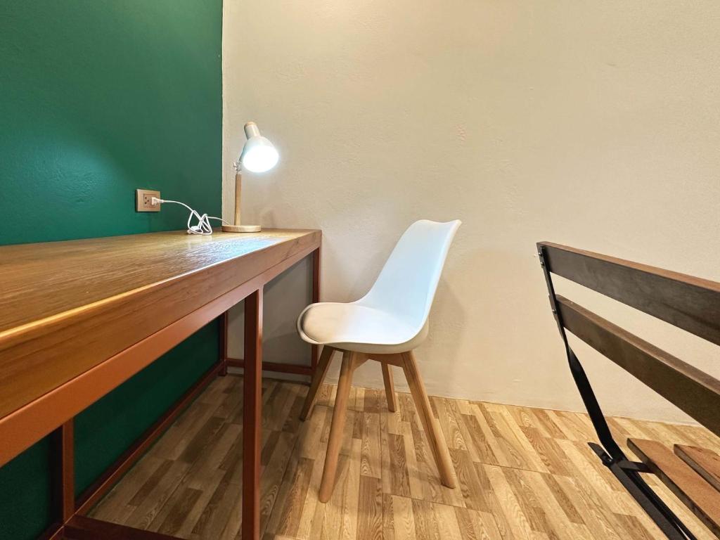 Plernpetch Hotel - 18