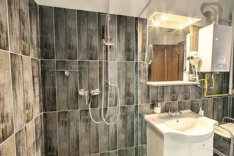 Zdjęcie z galerii obiektu Velnök Luxus Apartman w mieście Makó
