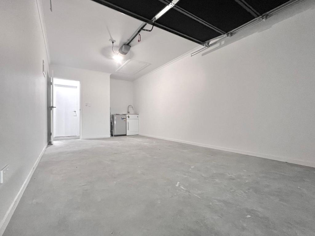 Brand New & Ready for You! By KOSH BNB - Resim 18