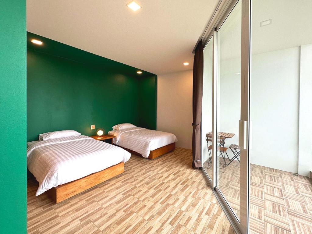 Plernpetch Hotel - 14