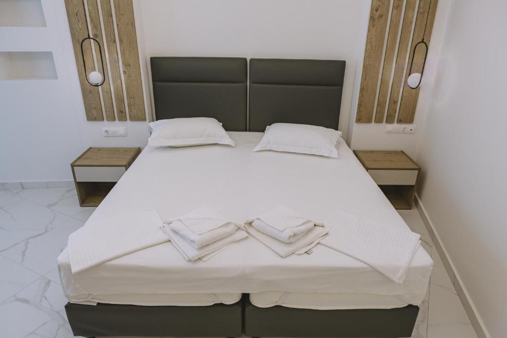 Theo Beach Hotel Apartments - 9