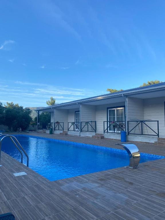 Galeriebild der Unterkunft CanBey Apartları in Adrasan