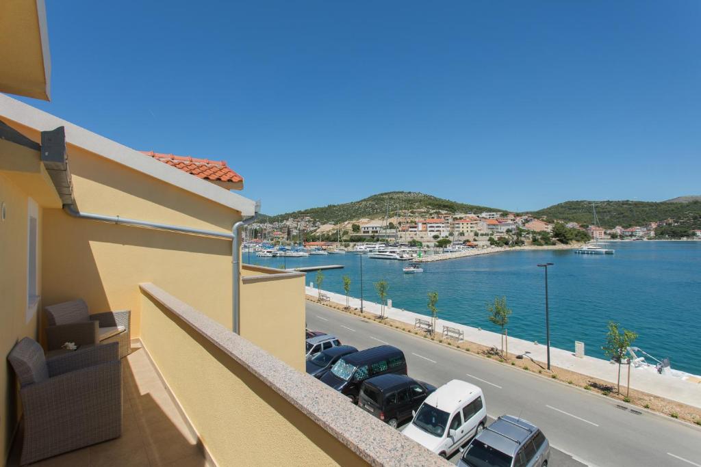 Beach Apartments Mediteran - Family Studio