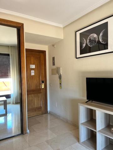 Apartamentos Olano C.B. - Studio With Terrace