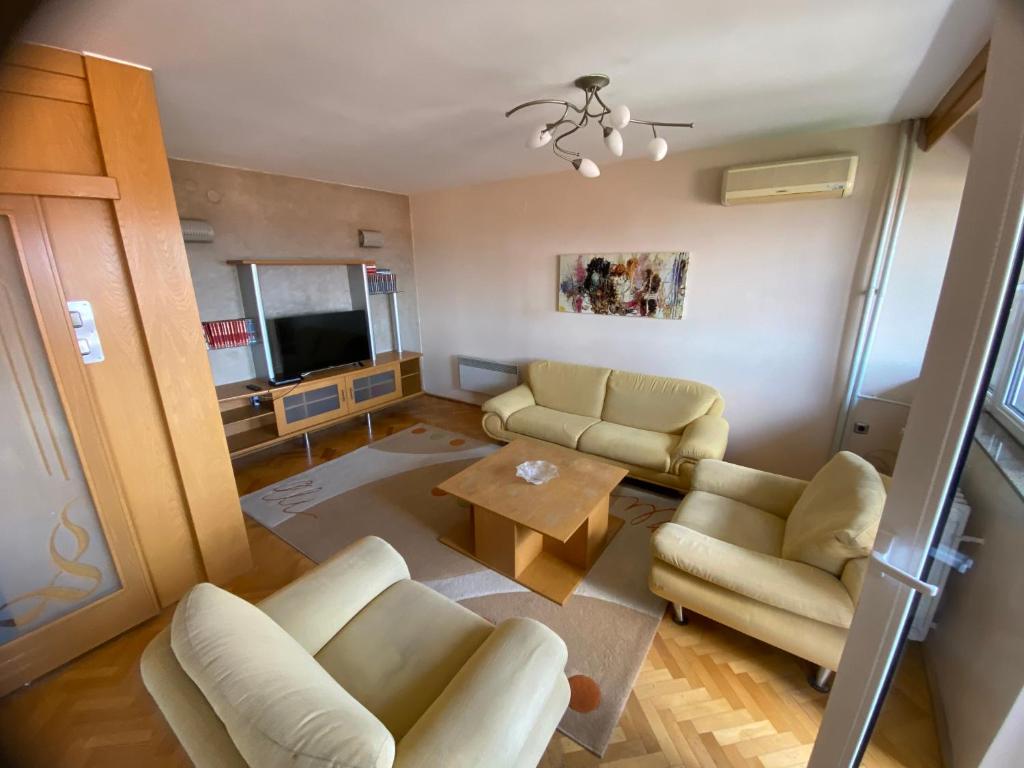 Family Apartment in City Centre - Appartement De Deux Chambres