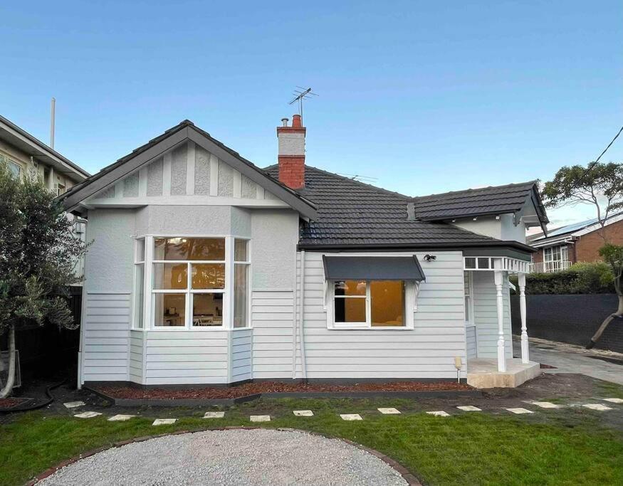 Seaside & Parkside Family Melbourne (updated prices 2024)