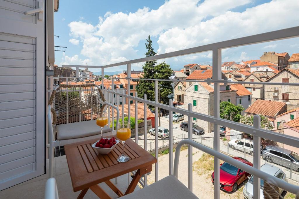 Balkón nebo terasa v ubytování Luxury rooms Le Prestige Few Minutes from Split's Iconic Waterfront