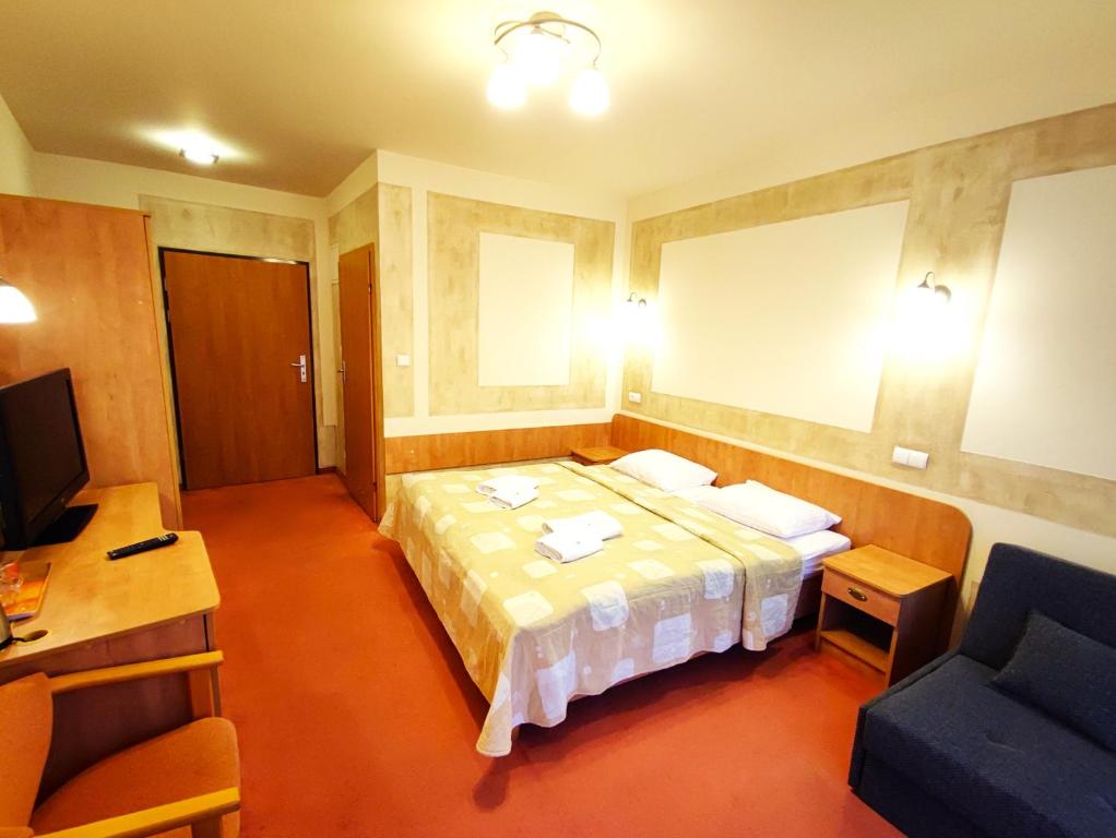 Rezydencja 5 Dębów - Habitación Doble O Gemela Con Balcón