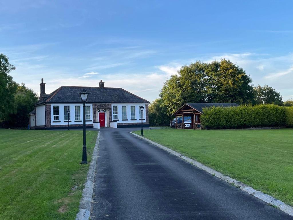 The Old School House *New*, Coagh Tarifs 2023