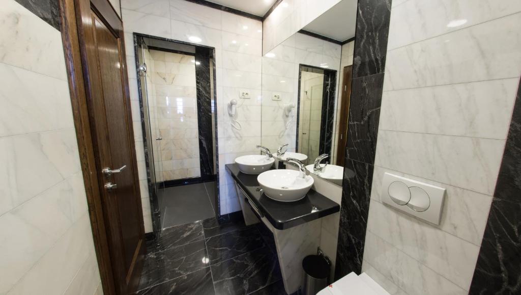 Koupelna v ubytování Hotel Mostar