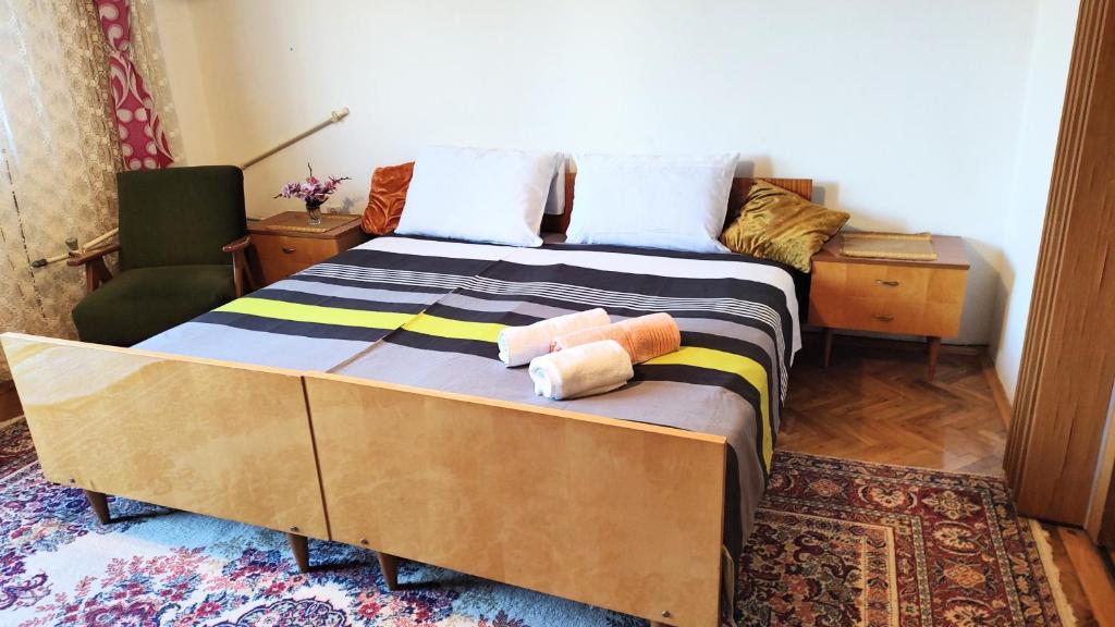 Digital nomad apartment Skopje,fresh air on the foot of Mount Vodno