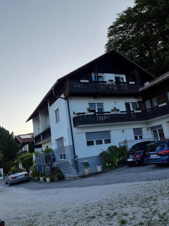 Budova, kde se apartmán nachází