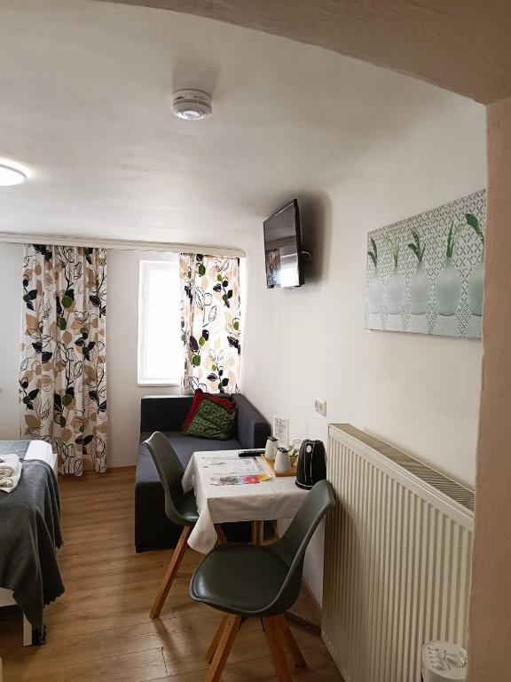 Cityhotel Junger Fuchs - Resim 37