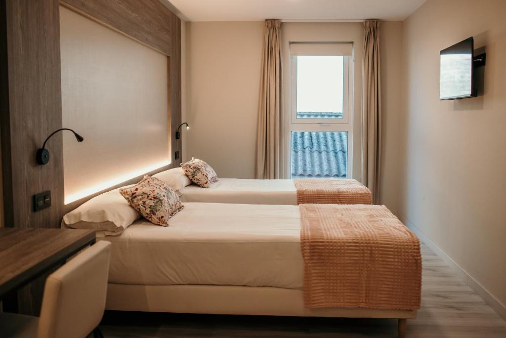 Hotel Lux Melide - 3