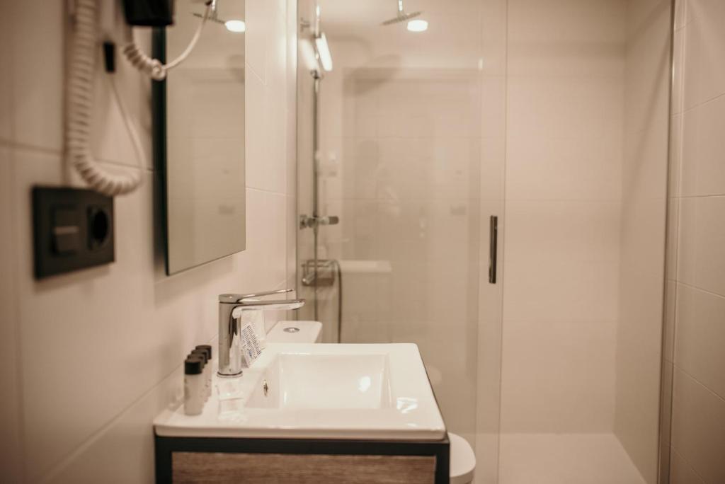 Hotel Lux Melide - 17