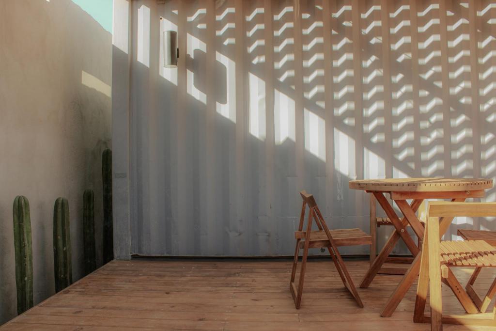 Unique Container Loft One block away to Malecon, La Paz (updated prices