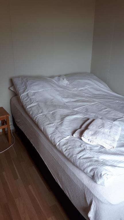 Postel nebo postele na pokoji v ubytování Skjaldvararfoss sumarhús