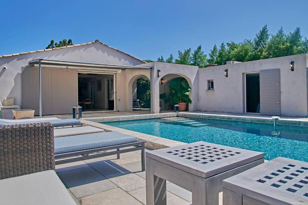 Casa con piscina y casa en La Brisa-Villa 3ch- authentique-luxe-Saint-Tropez, en Saint-Tropez