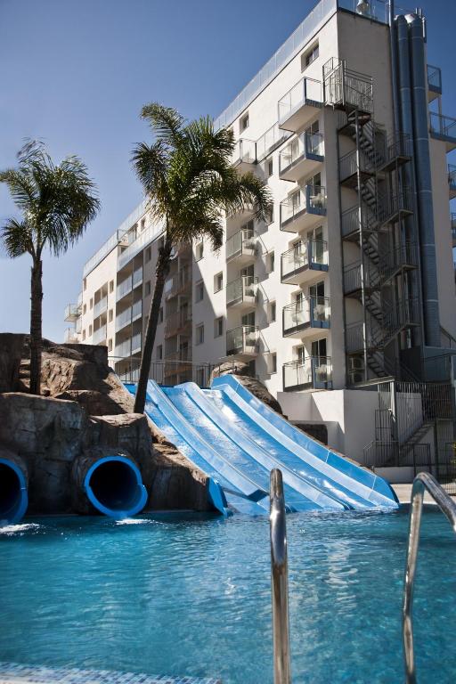 Bazén v ubytování Hotel Europa Splash & Spa nebo v jeho okolí
