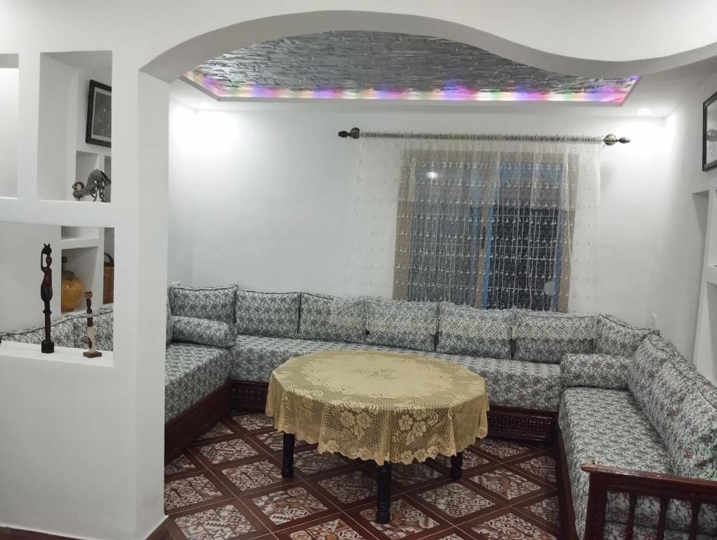 Bab mahrouk